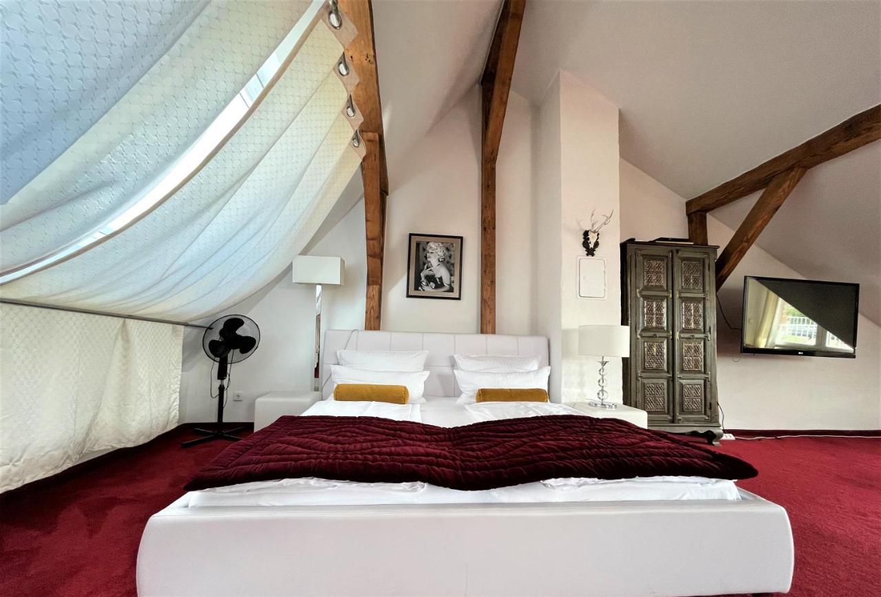 Penthouse Mit Dachterrasse *